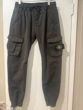 Stone Island  Men’s Tactical Cargo Pants (Olive Green, Men’s 32x32)